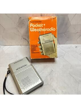 Vintage Realistic Pocket Weather Radio 12-151A in Original Box Working in EUC